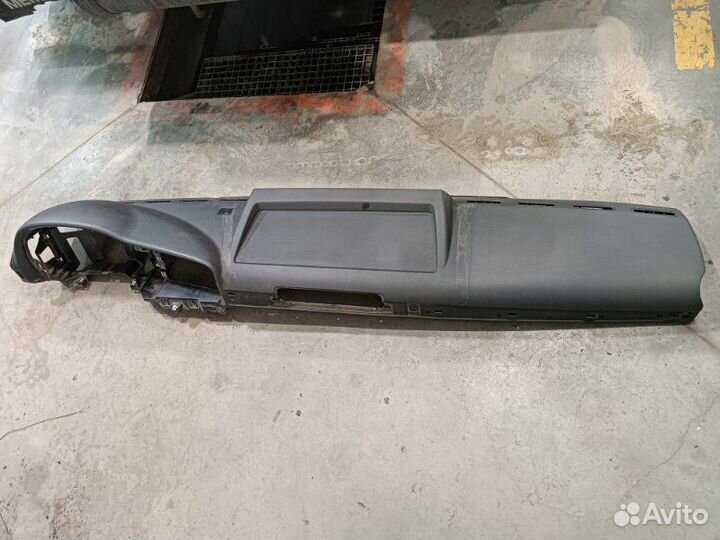 Накладка панели приборов верхняя Man Tgx