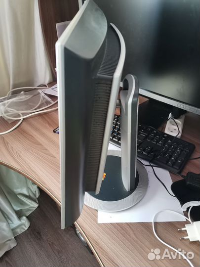Монитор LG Flatron L1730B