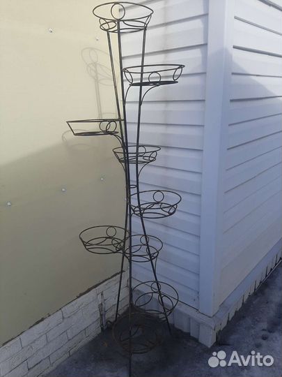 Подставка для цветов напольная металлическая