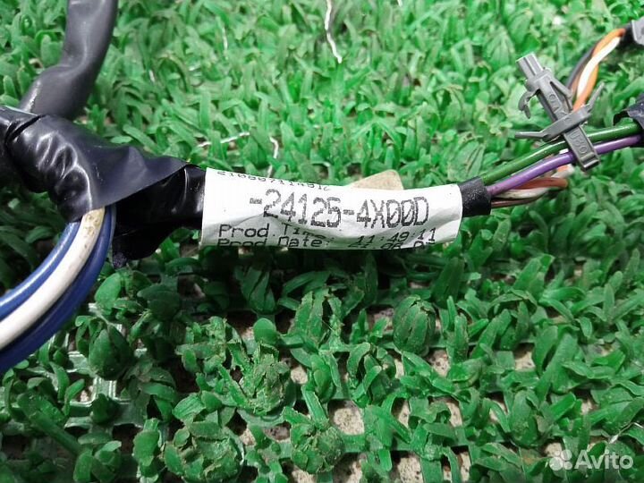 Проводка двери передней правой Nissan Pathfinder