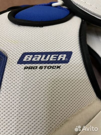 Нагрудник хоккейный взрослый