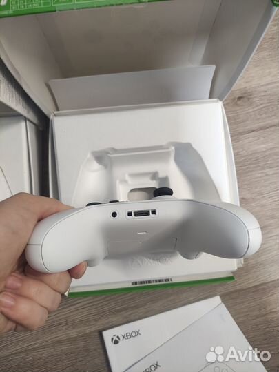 Геймпад беспроводной Xbox Wireless Controller