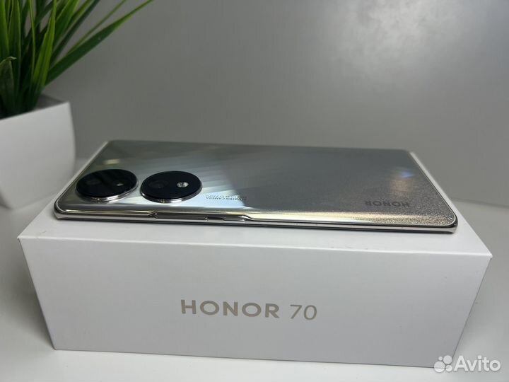 HONOR 70, 8/256 ГБ