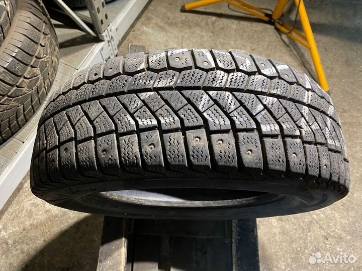 Viatti Brina Nordico V-522 185/65 R14 86T