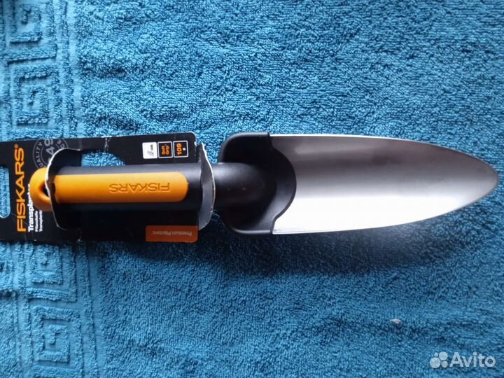 Садовый инструмент fiskars