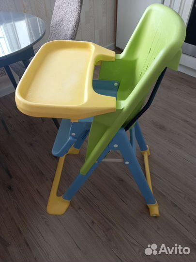 Детский стул для кормления
