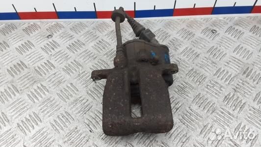 Суппорт тормозной задний правый audi A6 C6 (AVN05O