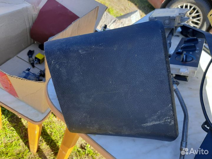 Задний кармашек renault largus подстаканник