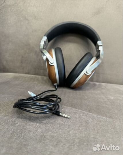 Наушники Denon