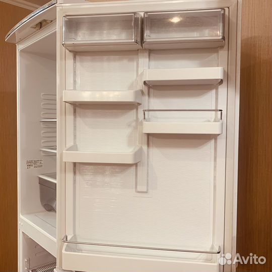 Холодильник бу атлант