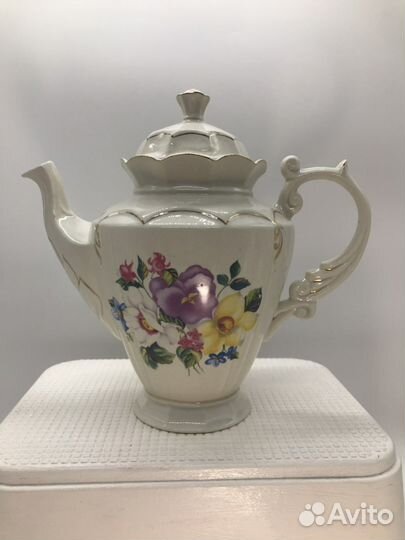 Кофейник фарфор фаянс