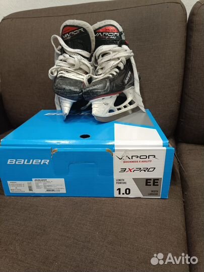 Хоккейные коньки bauer