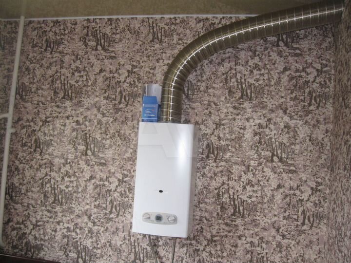 3-к. квартира, 58 м², 1/2 эт.