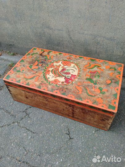 Сундук старинный деревянный