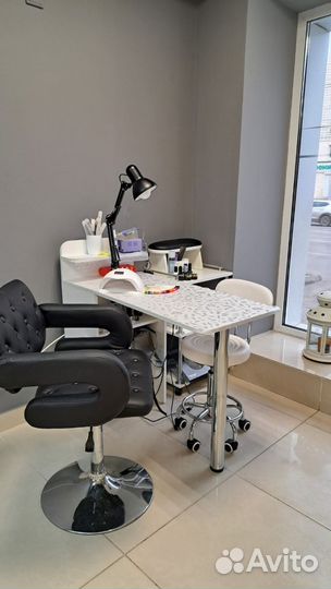 Аренда рабочего места мастера маникюра