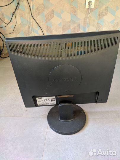 Монитор Samsung 19 дюймов