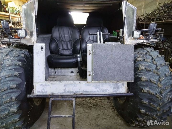 Плавающий вездеход