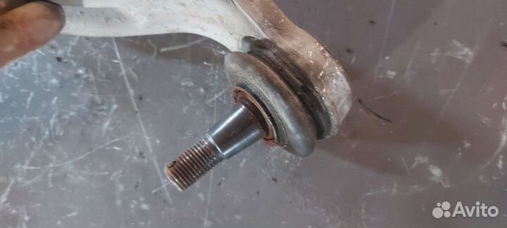 Рычаг задний левый верхний Nissan Murano