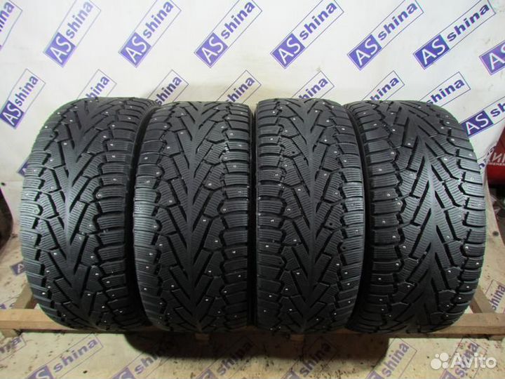 Pirelli Ice Zero 265/45 R20 и 295/40 R20 97P