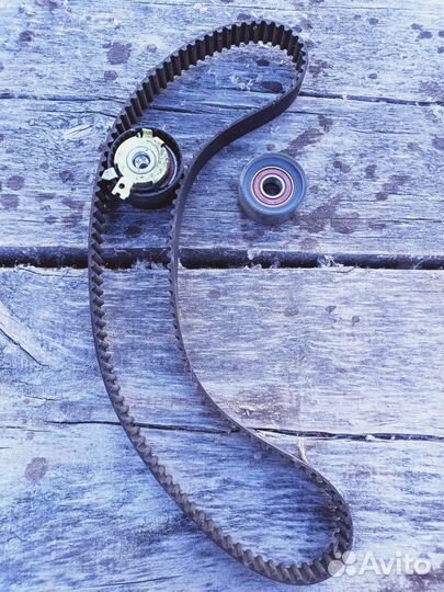 Комплект ремня грм и ремня генератора Дастер
