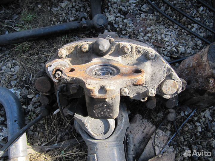 Суппорт тормозной передний правый Volvo FM9 FM12 F