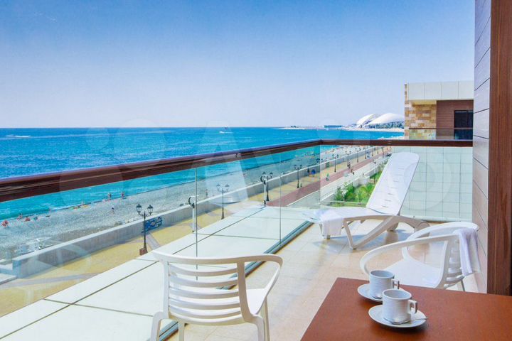 Дом 300 м² на участке 8 сот.