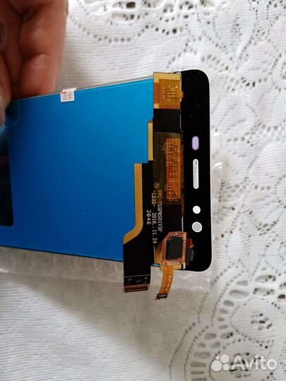 Дисплей на ZTE nubia M2 (в сборе с тачскрином)