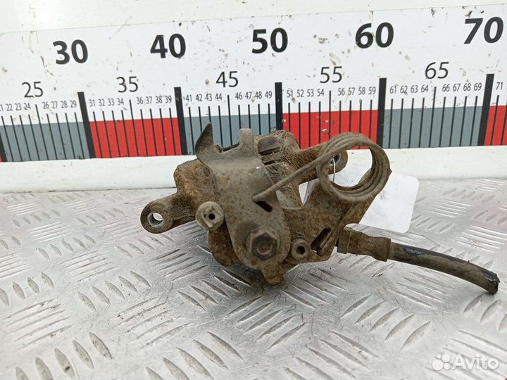 Суппорт задний левый для Audi A4 B5 8E0615423