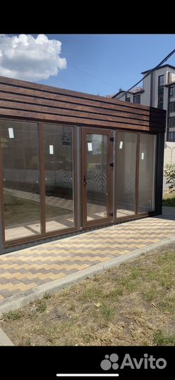 Продуктовый магазин с оборудованием