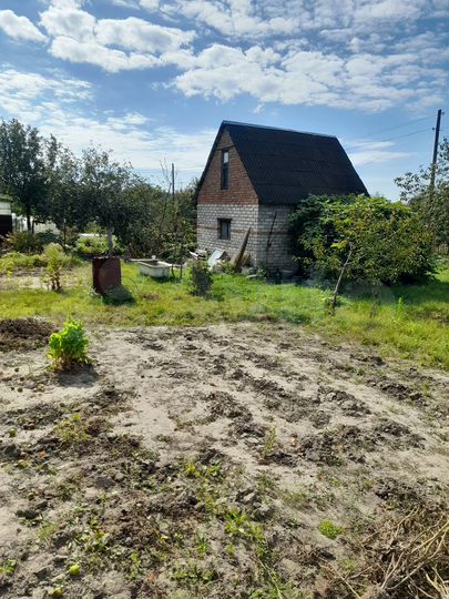 Дача 16 м² на участке 5 сот.