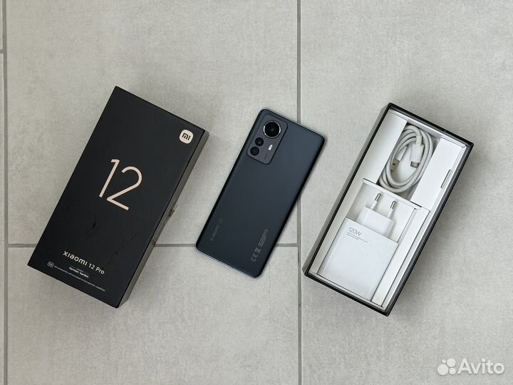 Xiaomi 12 Pro, 8/256 ГБ
