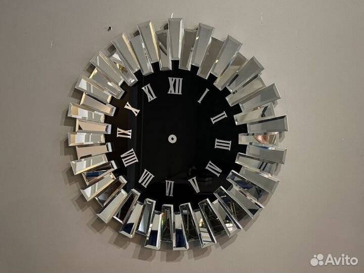 Часы настенные с зеркалом