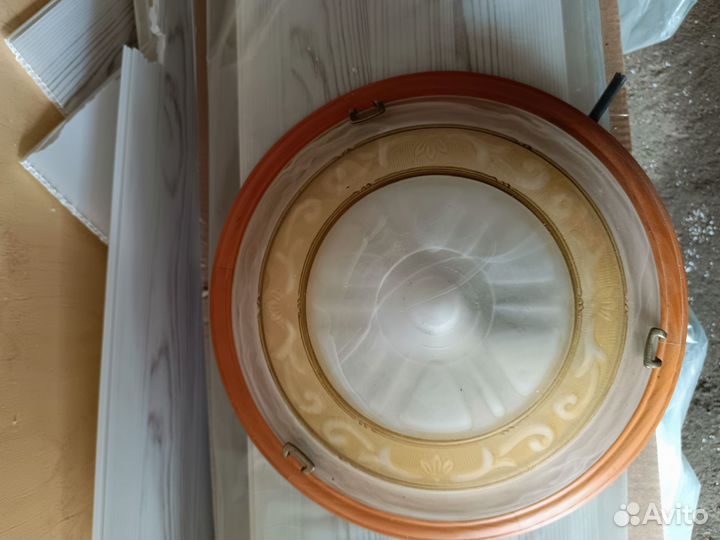 Лампа потолочная