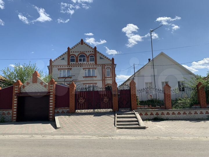 Дом 271,2 м² на участке 25 сот.