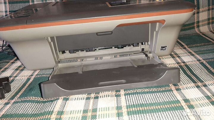 Принтер HP deskjet 2050A