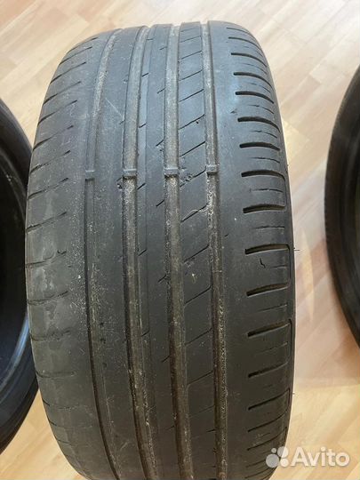 Goodyear EfficientGrip 225/50 R17
