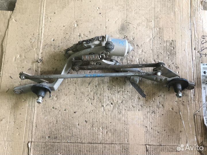 Toyota auris трапеция стеклоочистителя