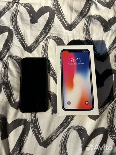 iPhone X, 64 ГБ