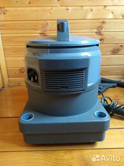 Моющий пылесос Philips Triathlon 1400Вт