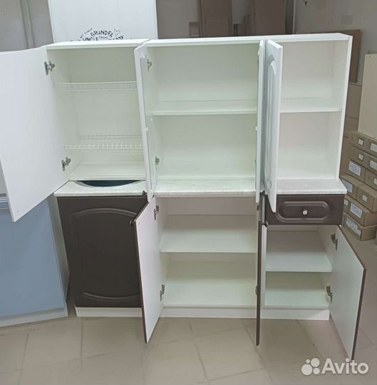 Кухонный гарнитур 1.5м