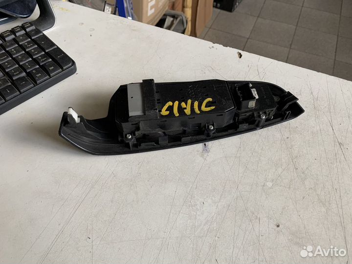 Блок стеклоподъемников Honda Civic 4D 2006-2012г