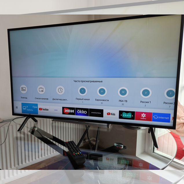 Телевизор Samsung SMART tv 43 бу