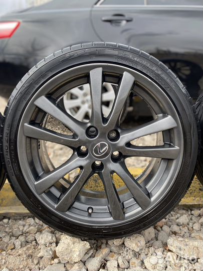 R18 Nokian Tyres Z 255/40, PCD 5x114.3 DIA 60.1