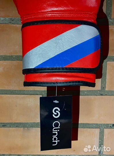 Боксерские перчатки Clinch