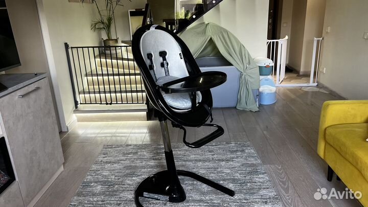 Стульчик для кормления mima moon оригинал