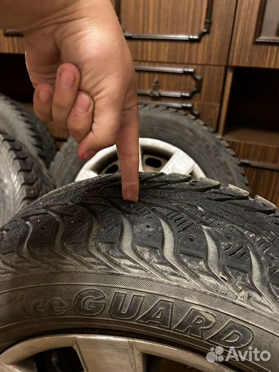 Yokohama 104ZR 195/65 R15