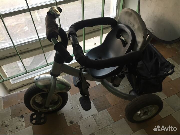 Трехколёсный велосипед