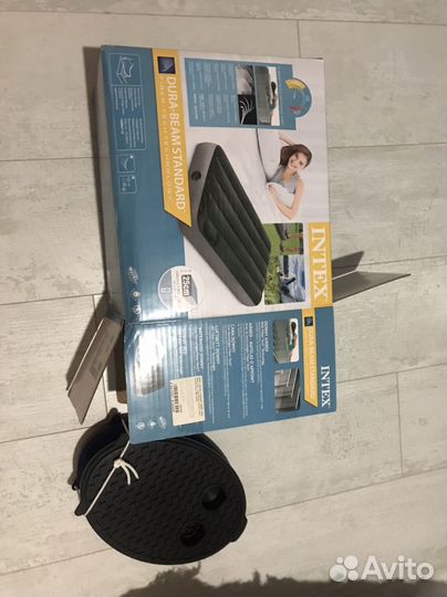 Надувной матрас intex