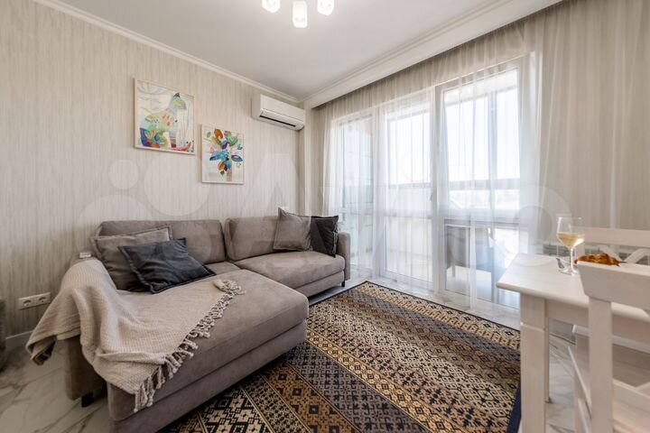 2-к. квартира, 55 м², 10/14 эт.
