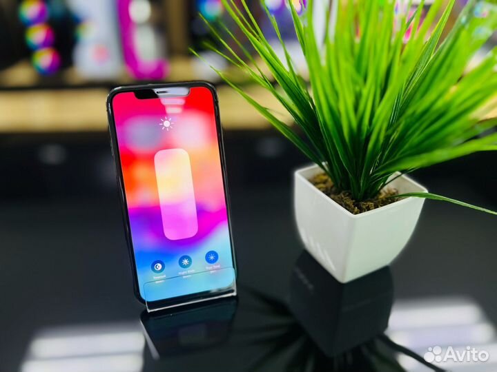 iPhone 11 Pro, 64 ГБ